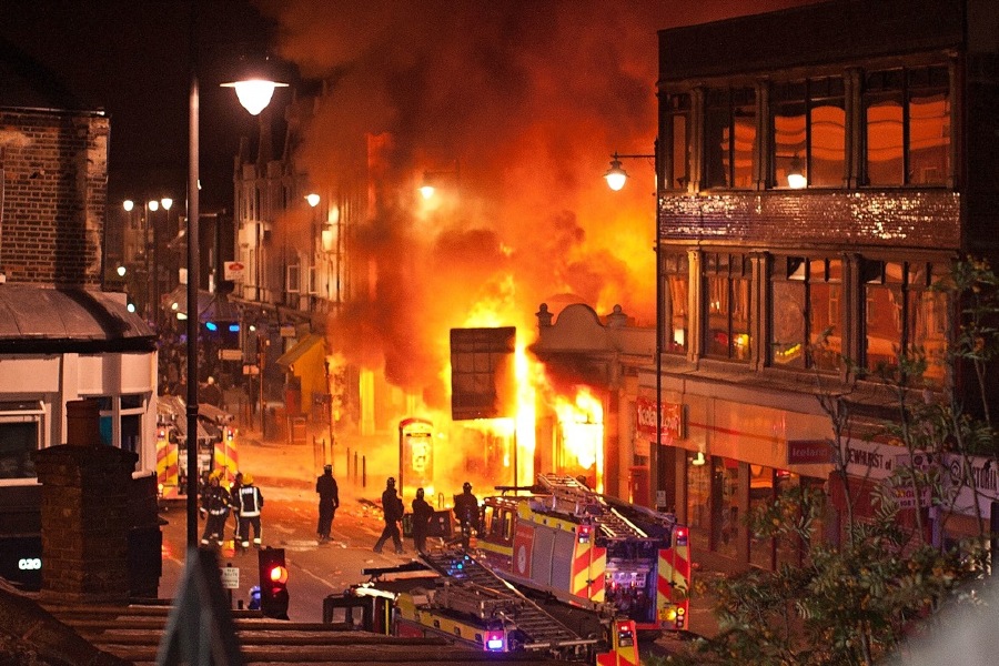More Riots Break Erupt Following the Deaths of Two Protestors
