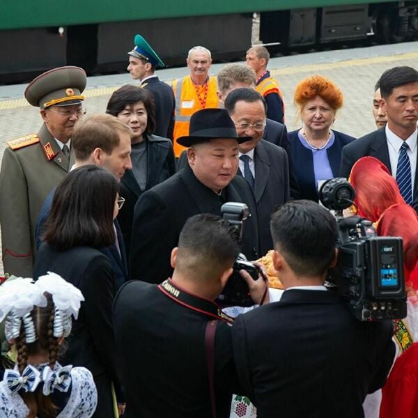 Kim-Cheok-Un Visits Republic