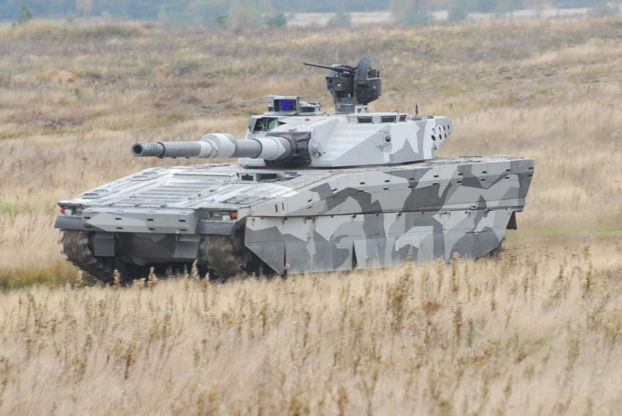 Old tank, new variant unveiled in Weimar