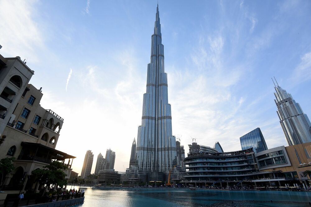 Areulia launches an aerial campaign against the Burj Khalifa 