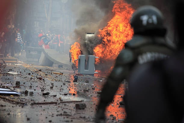 Redicalland anti-corruption protests turn violent