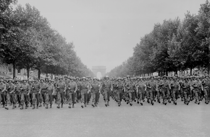 Military parade held after victories over the immortals