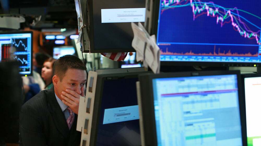 Areulian Stock Market Crashes As Union Protests Spring Up